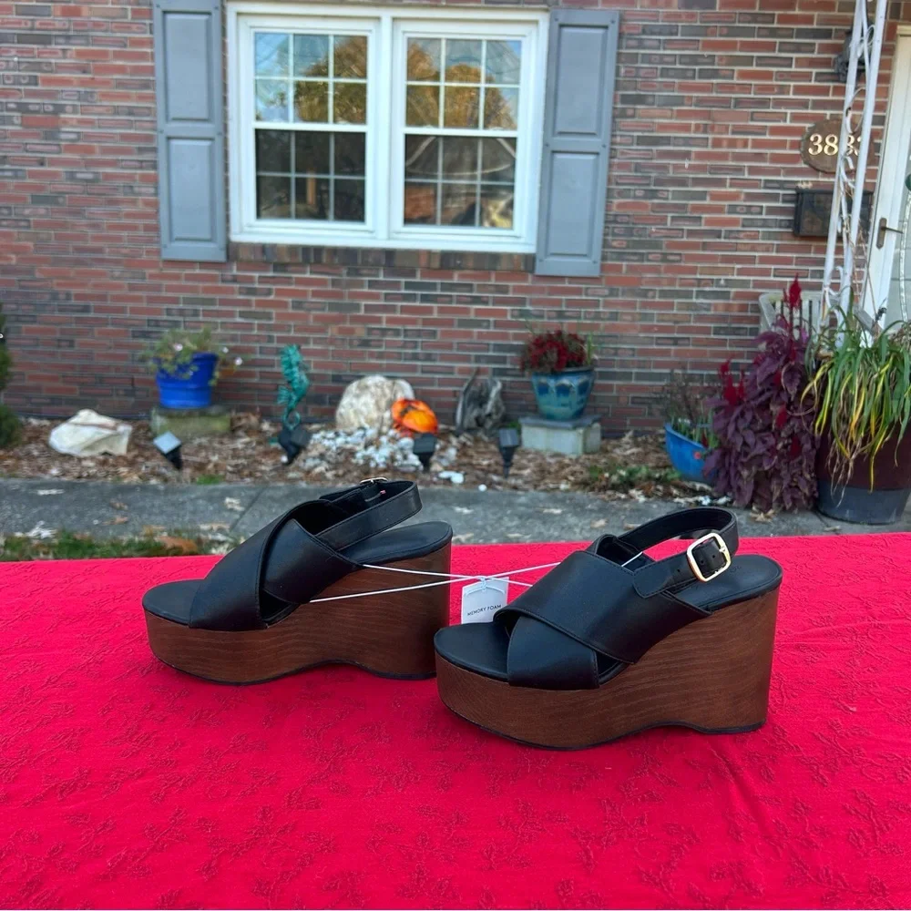 Women's Naomi Wood Wedge Heels with Memory Foam Insole - Universal Thread size 7